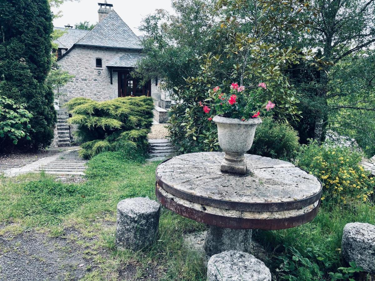 La Maison De Mon Pere Le Nayrac المظهر الخارجي الصورة